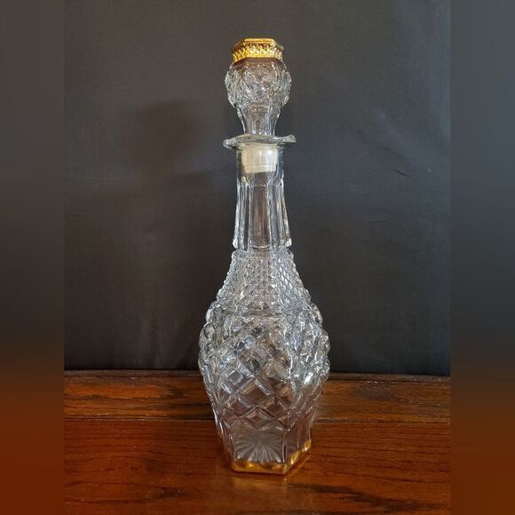 Vintage Diamond Design Wine or Liquor Decanter 14kt Gold Trim - Picture 1 of 7